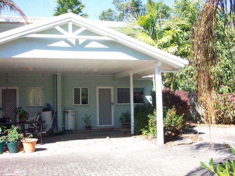 6/4 Atlantic Close, White Rock QLD 4868