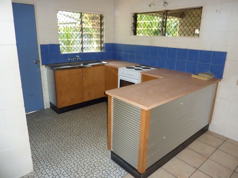 1/23 Tamarind Street, Holloways Beach QLD 4878