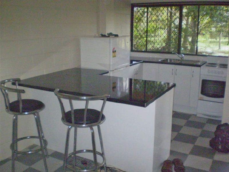 12/5 Fisk, Westcourt QLD 4870