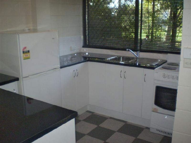 12/5 Fisk, Westcourt QLD 4870