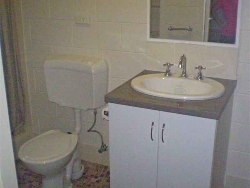 12/5 Fisk, Westcourt QLD 4870