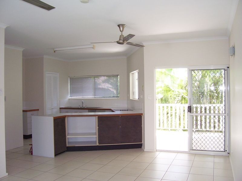 15/8 Rose Street, Westcourt QLD 4870