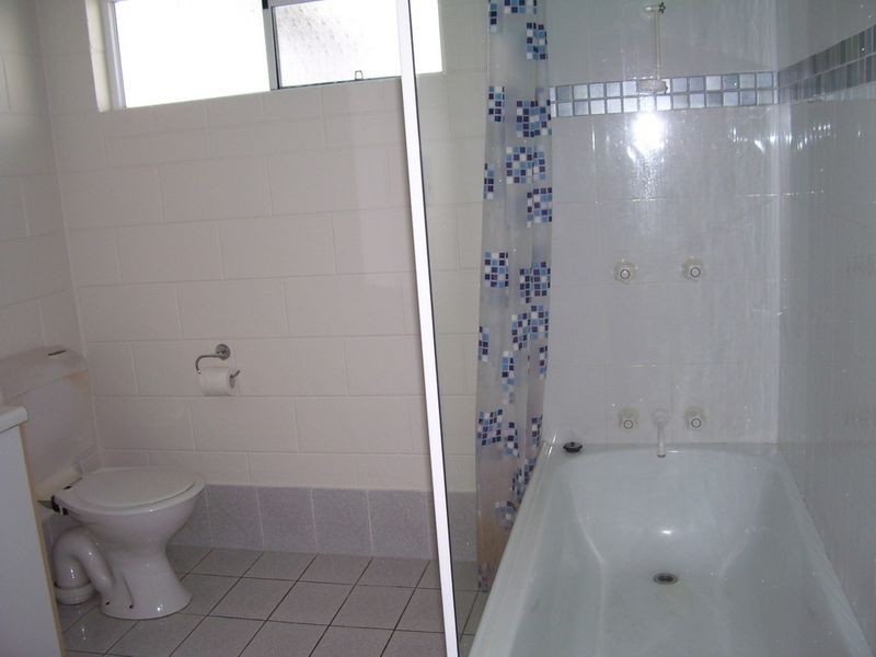 15/8 Rose Street, Westcourt QLD 4870