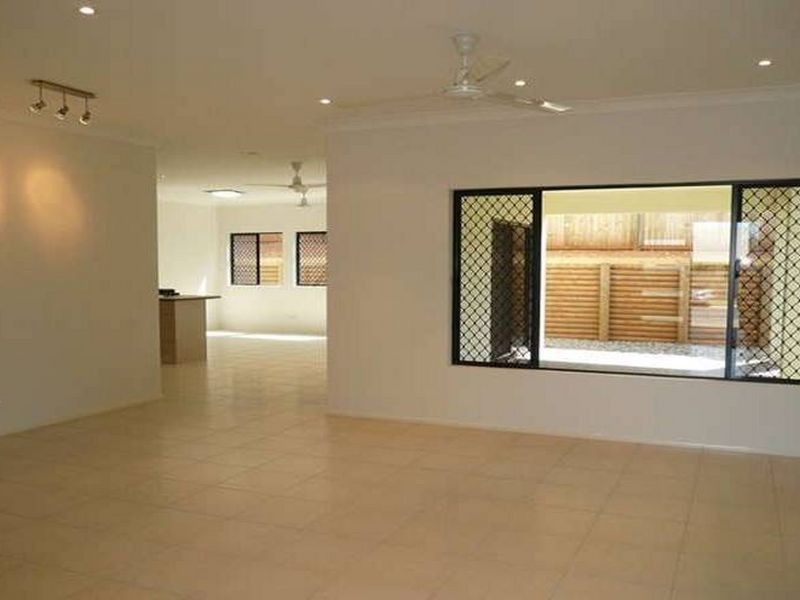 5 Turon Close, Bentley Park QLD 4869