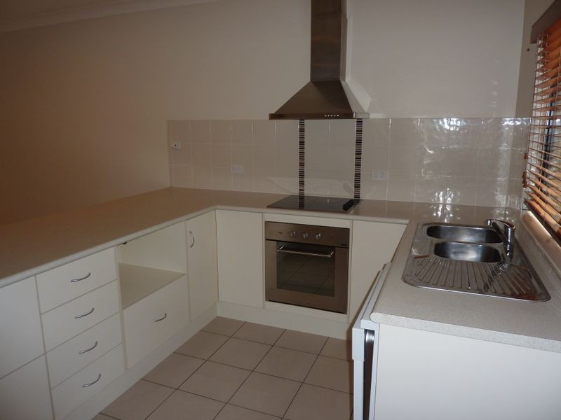 11/53 Kambara Street, White Rock QLD 4868