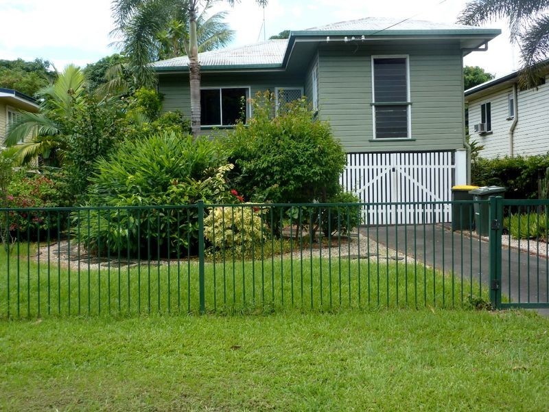 39 Casella Street, Earlville QLD 4870