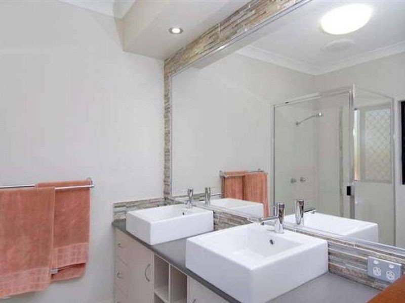 18 Conway Close, Bentley Park QLD 4869