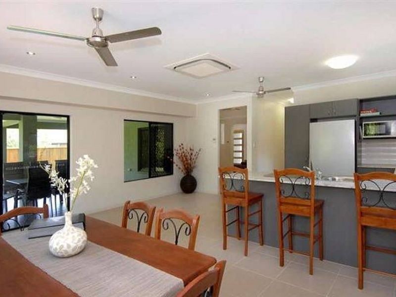 18 Conway Close, Bentley Park QLD 4869