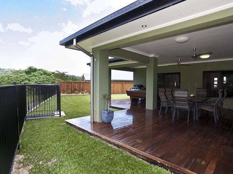 18 Conway Close, Bentley Park QLD 4869