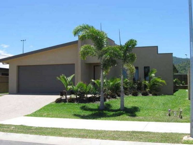 11 Thooleer Vista, Trinity Park QLD 4879