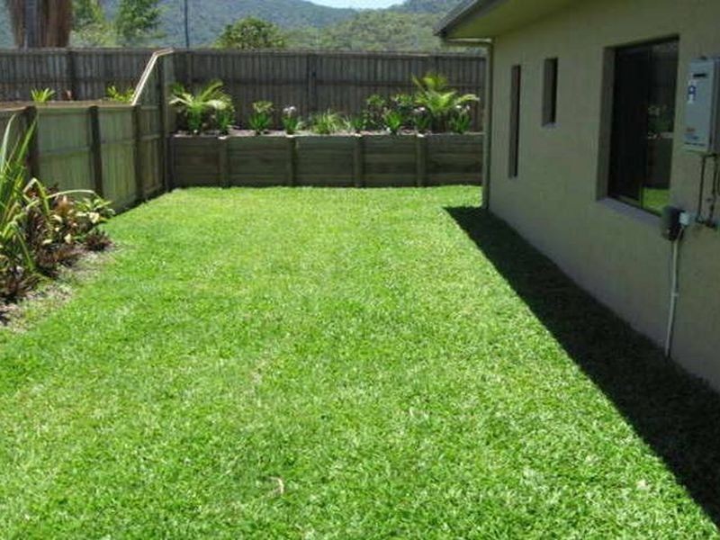11 Thooleer Vista, Trinity Park QLD 4879