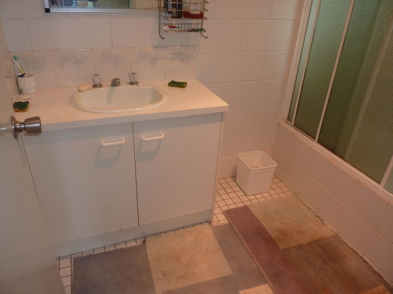 13 McLaughlin Road, Bentley Park QLD 4869