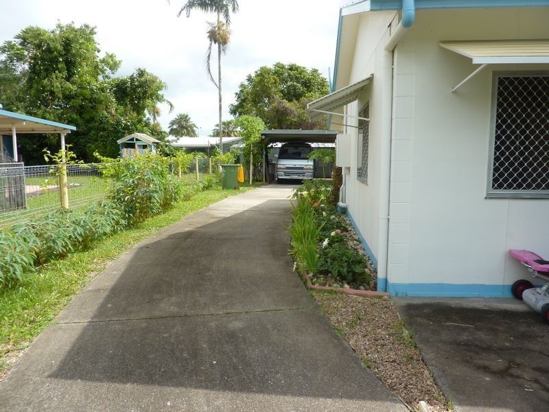 13 McLaughlin Road, Bentley Park QLD 4869