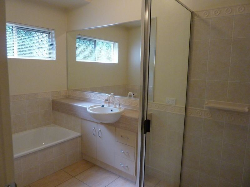 89 Jungara Road, Redlynch QLD 4870