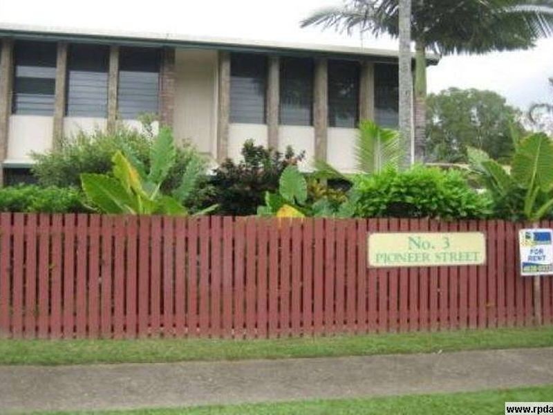 5/3 Pioneer St, Manoora QLD 4870