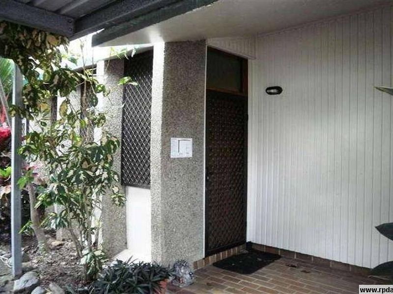 5/3 Pioneer St, Manoora QLD 4870