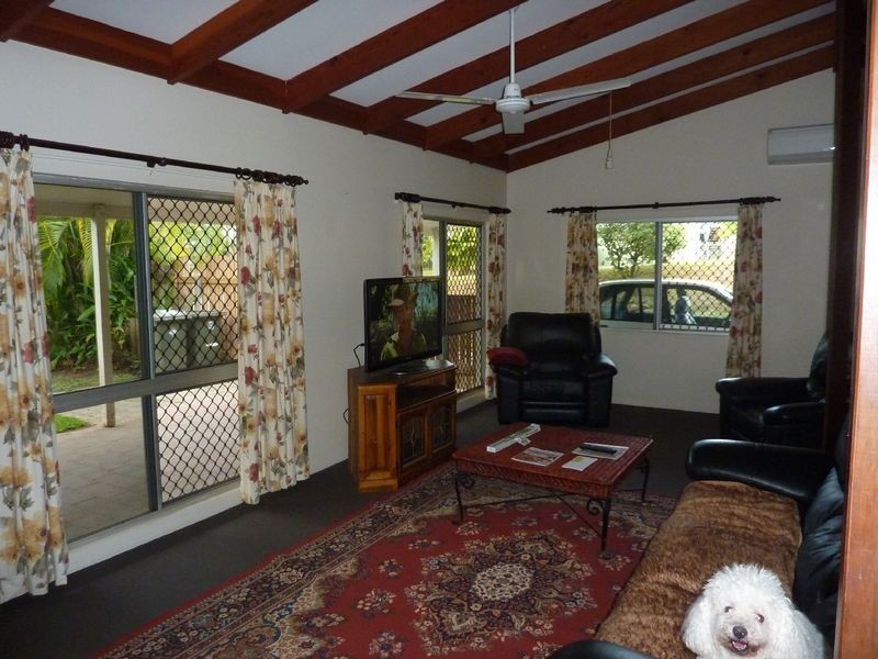 27-29 Barnes Street, Earlville QLD 4870