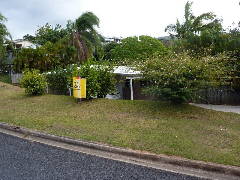 27-29 Barnes Street, Earlville QLD 4870