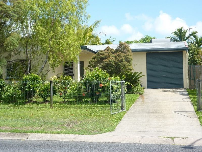 11 Arizona Crescent, White Rock QLD 4868