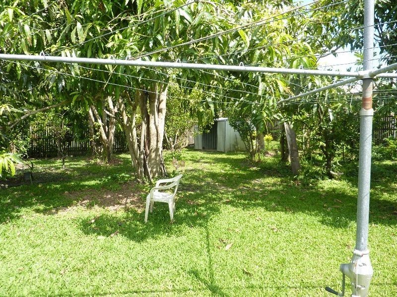 11 Arizona Crescent, White Rock QLD 4868