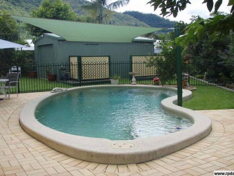 6 Jordan Close, Mooroobool QLD 4870