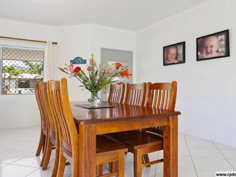 17 McLaughlin Rd, Bentley Park QLD 4869