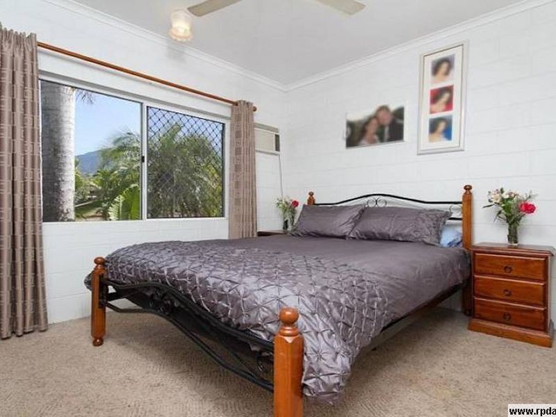 17 McLaughlin Rd, Bentley Park QLD 4869