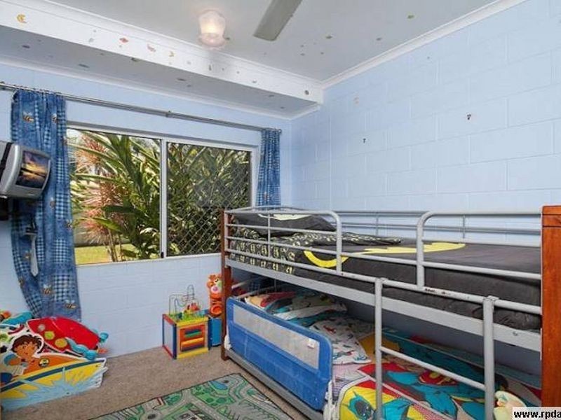 17 McLaughlin Rd, Bentley Park QLD 4869