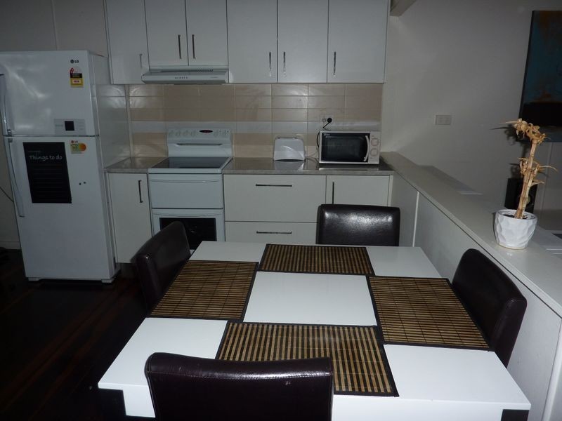 2/35 Bruce Highway, Edmonton QLD 4869