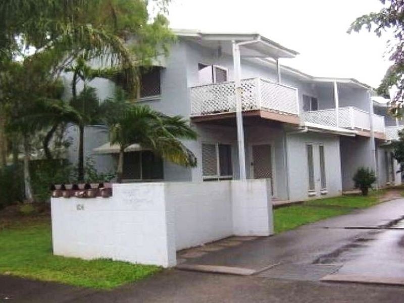 1/106 Call Street, Mooroobool QLD 4870