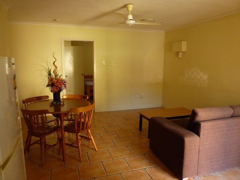 10/5 Fisk, Westcourt QLD 4870