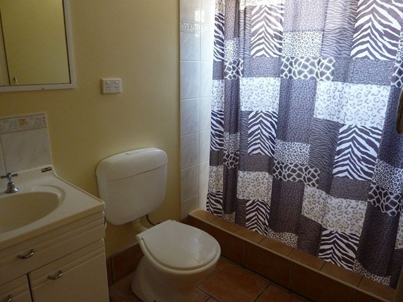 10/5 Fisk, Westcourt QLD 4870