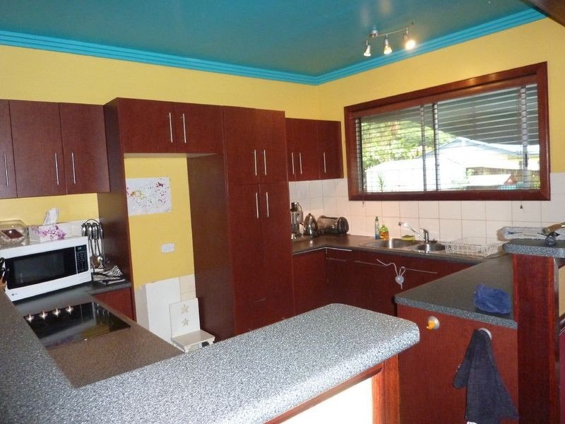 166 Toogood Road, Bayview Heights QLD 4868