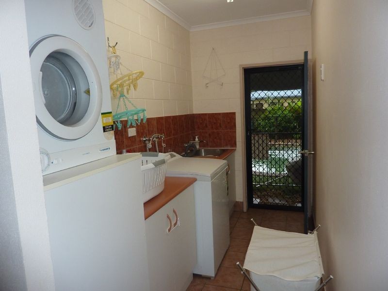 166 Toogood Road, Bayview Heights QLD 4868