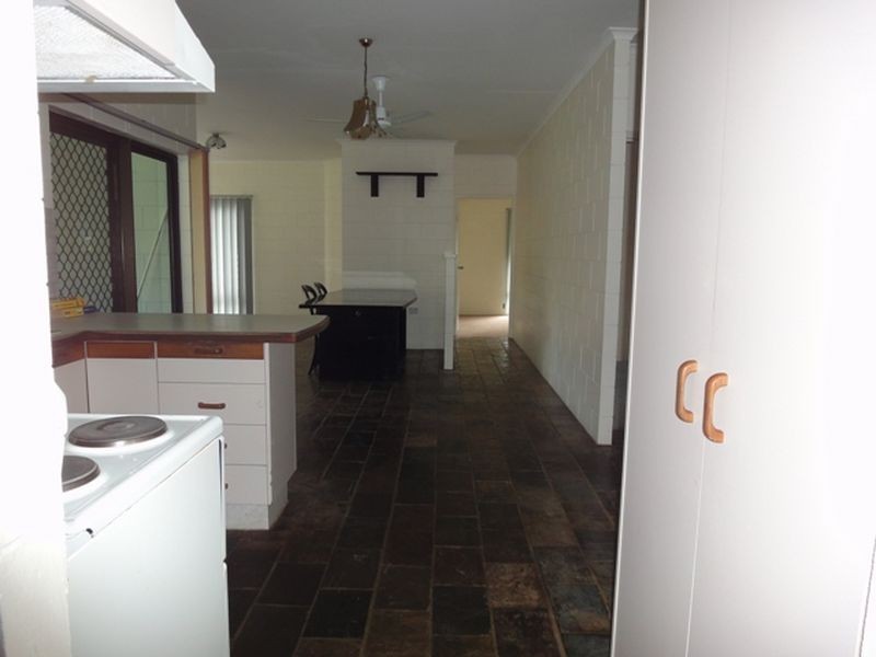 5 Berrima Close, Mount Sheridan QLD 4868