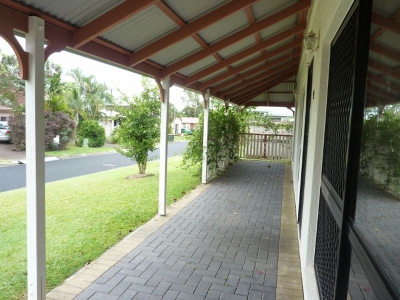 9 Silky Oak Court, Mooroobool QLD 4870