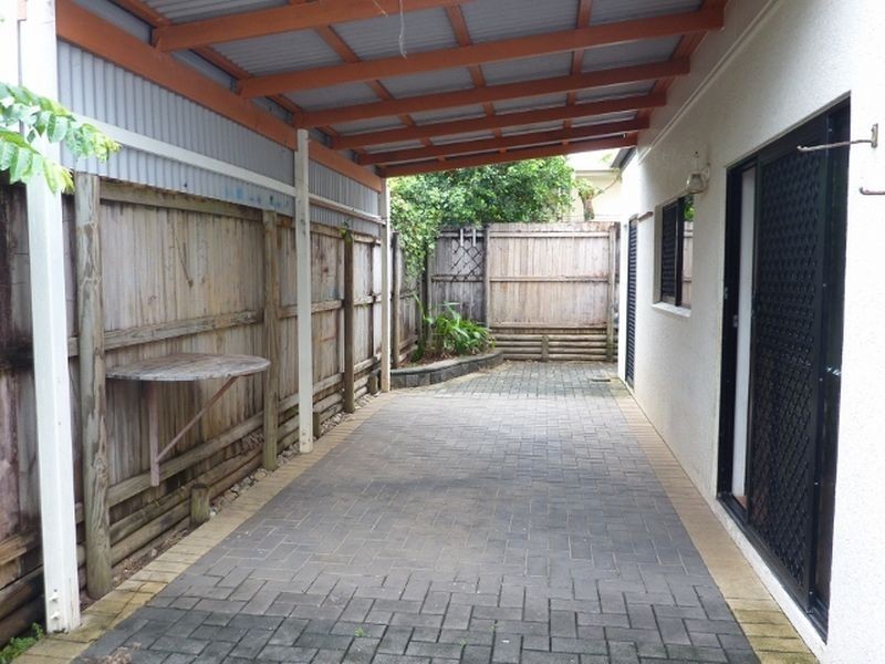 9 Silky Oak Court, Mooroobool QLD 4870