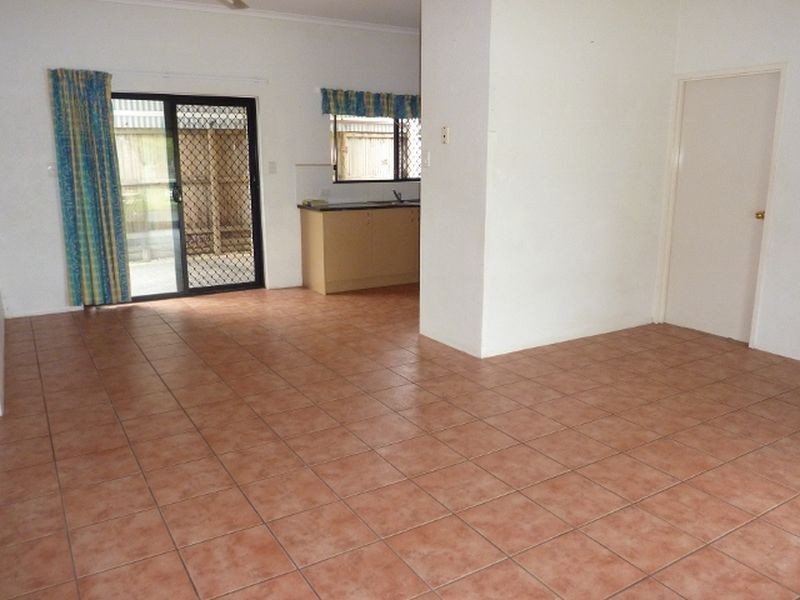 9 Silky Oak Court, Mooroobool QLD 4870