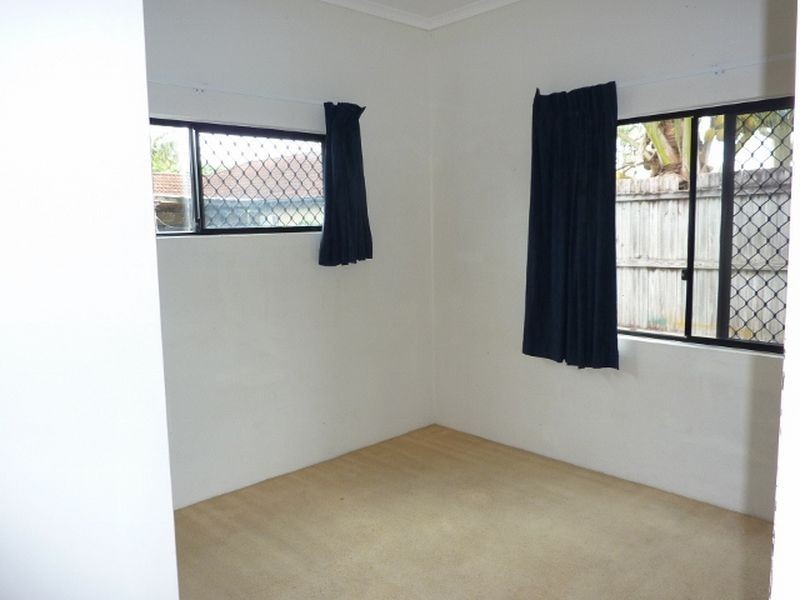 9 Silky Oak Court, Mooroobool QLD 4870