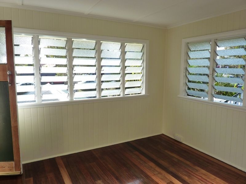 13 Boland Street, Westcourt QLD 4870