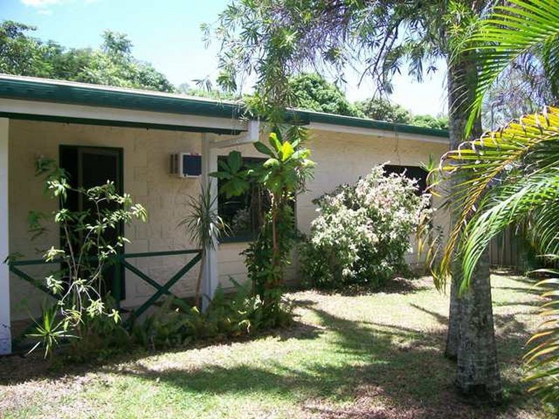 6 Anne Street, Smithfield QLD 4878