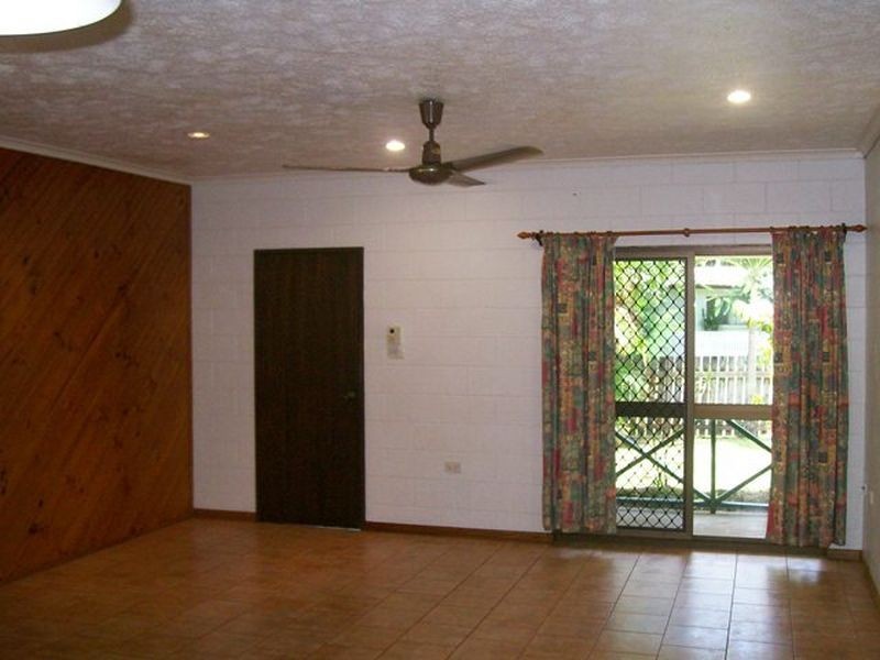 6 Anne Street, Smithfield QLD 4878