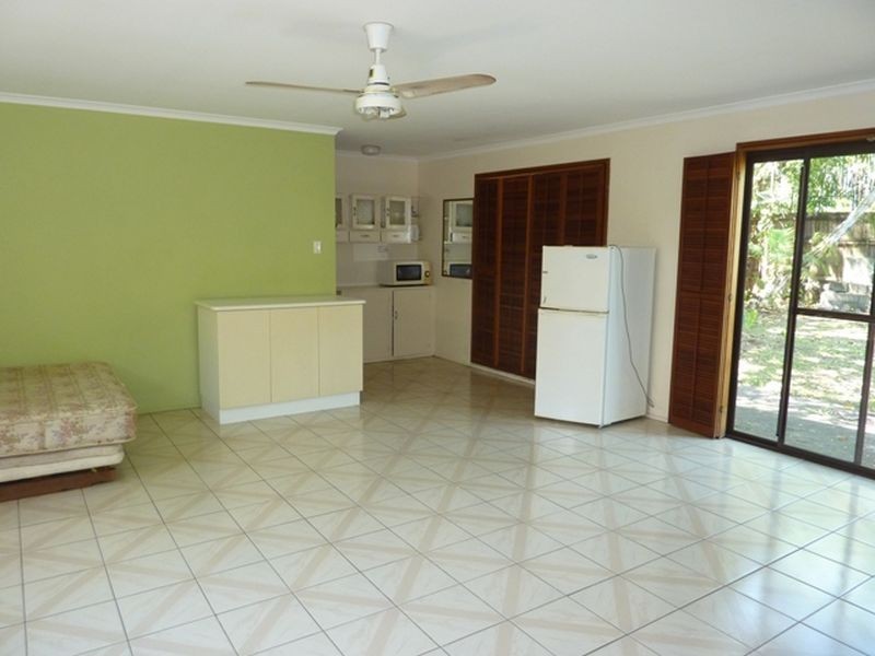 61 Grove Street, Parramatta Park QLD 4870