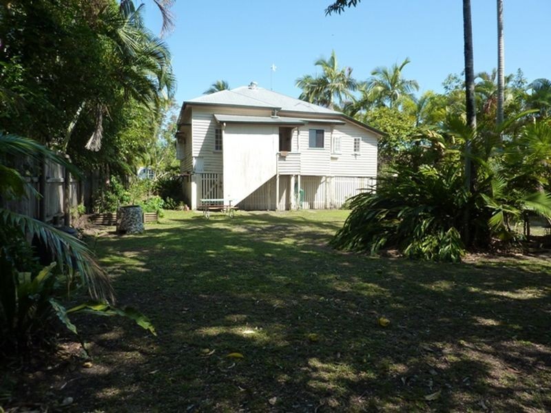 61 Grove Street, Parramatta Park QLD 4870