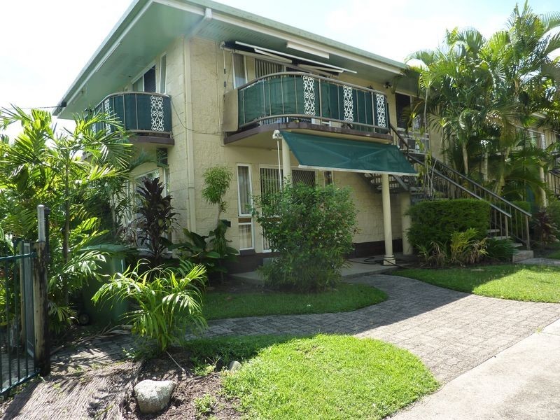 1/12 Girralong Street, Woree QLD 4868