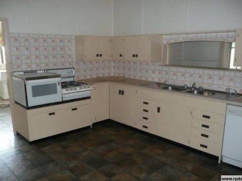 132 Aumuller Street, Bungalow QLD 4870