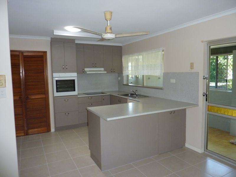 22 Vista Street, Bayview Heights QLD 4868