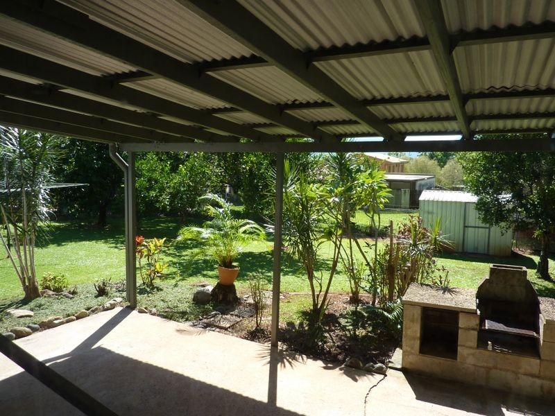 22 Vista Street, Bayview Heights QLD 4868