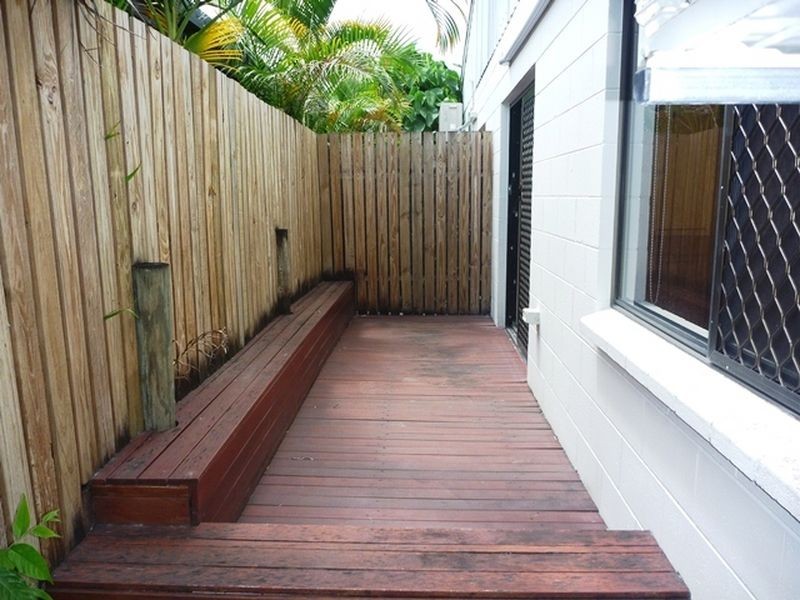 2/21 Balaclava Road, Earlville QLD 4870