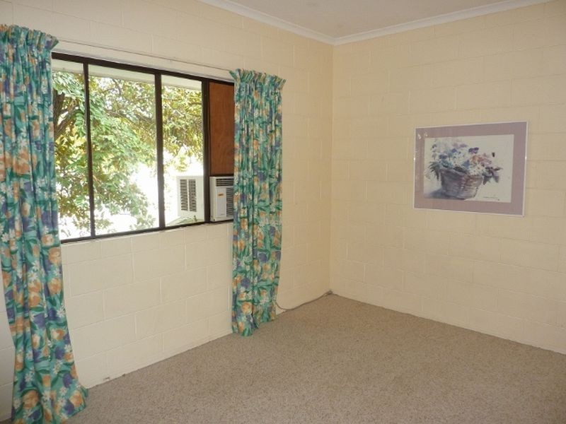 Manunda QLD 4870